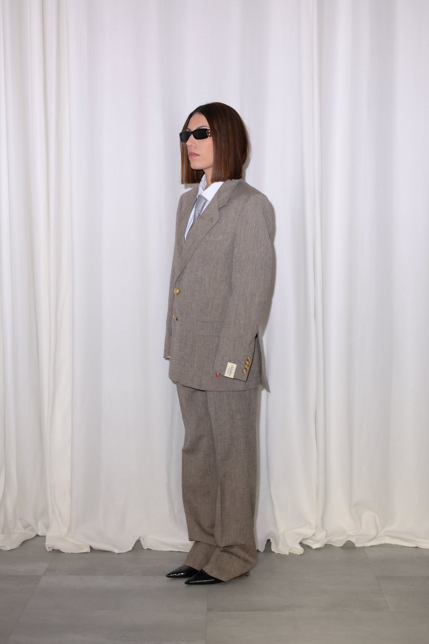 TRAJE JOYA 01 vidalyestudio