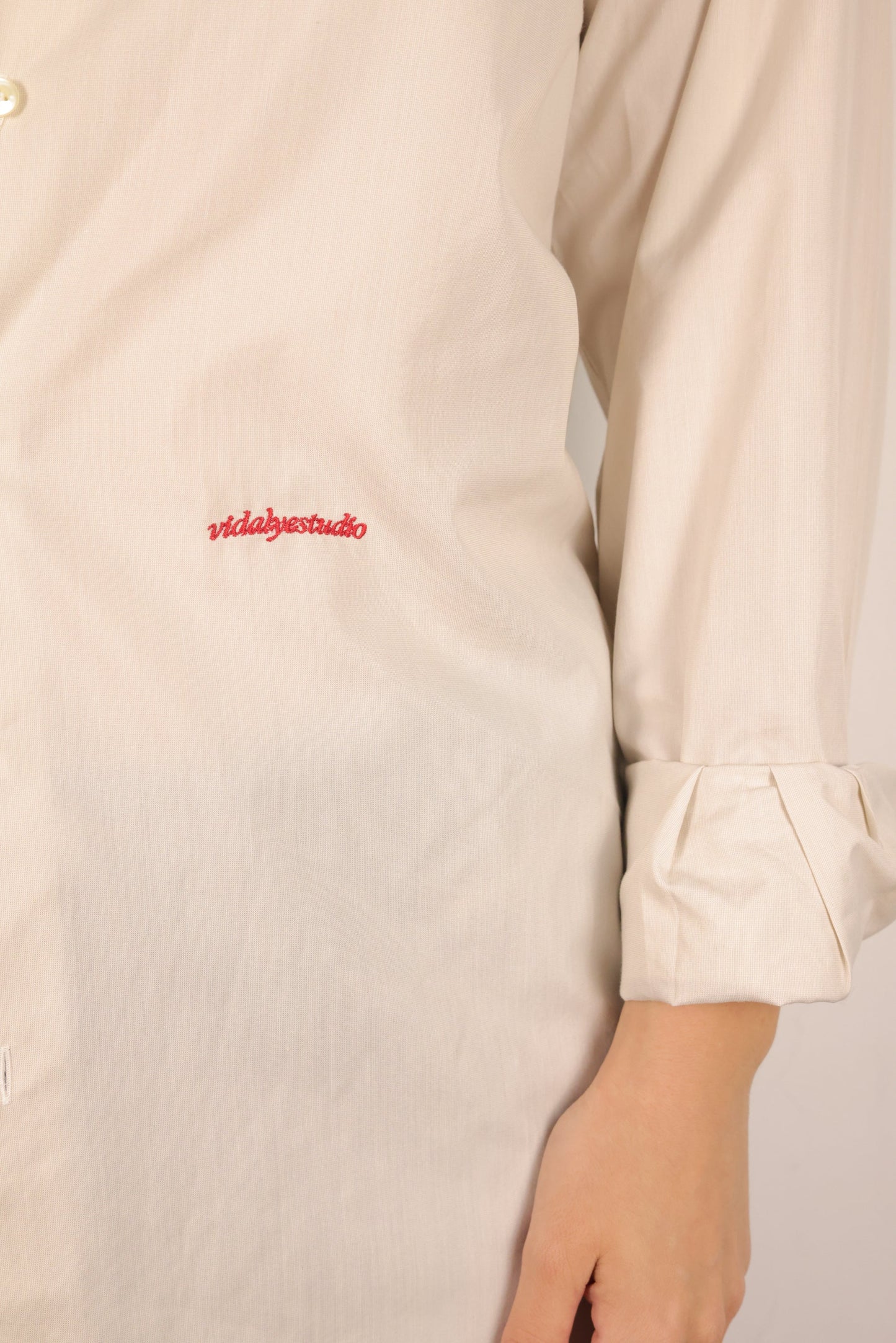 MULTIPOSITION SHIRT 1 vidalyestudio