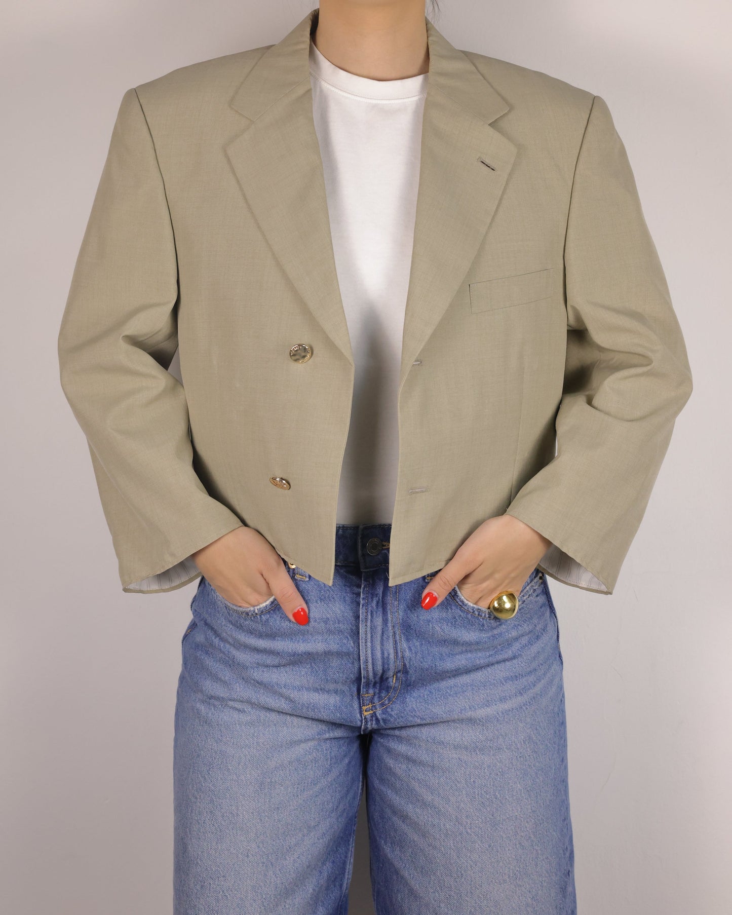 CROP GOLDEN BLAZER 1 vidalyestudio