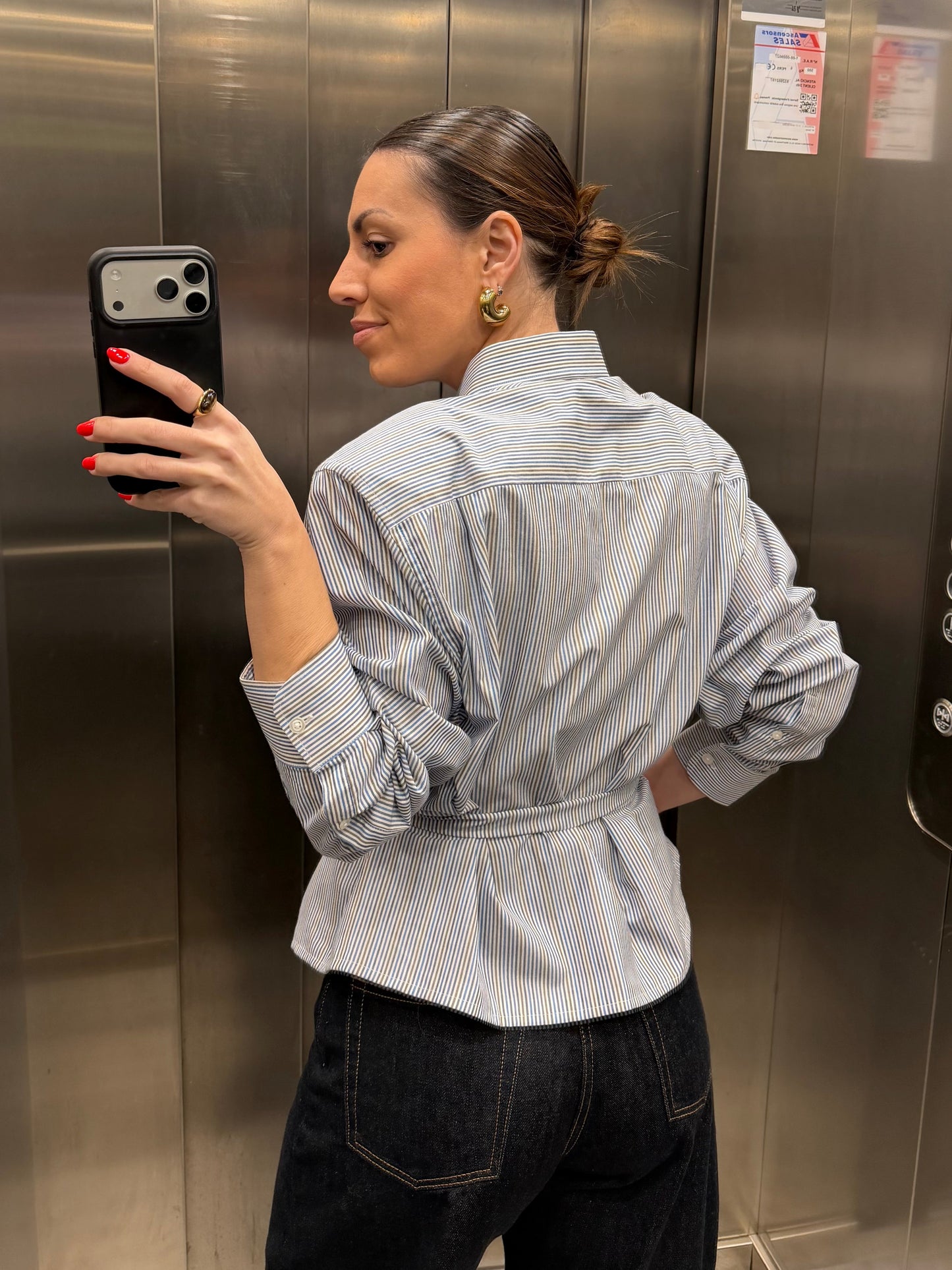 MULTIPOSITION SHIRT 01 vidalyestudio