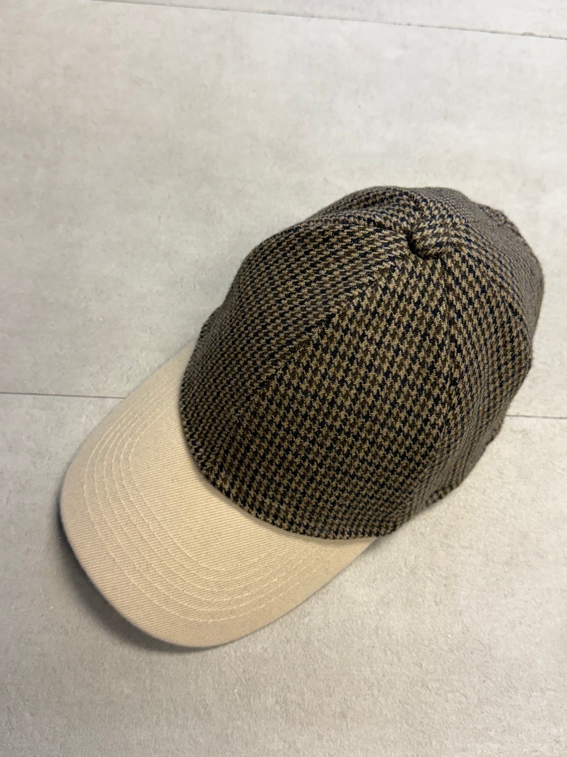 GORRA 002 vidalyestudio