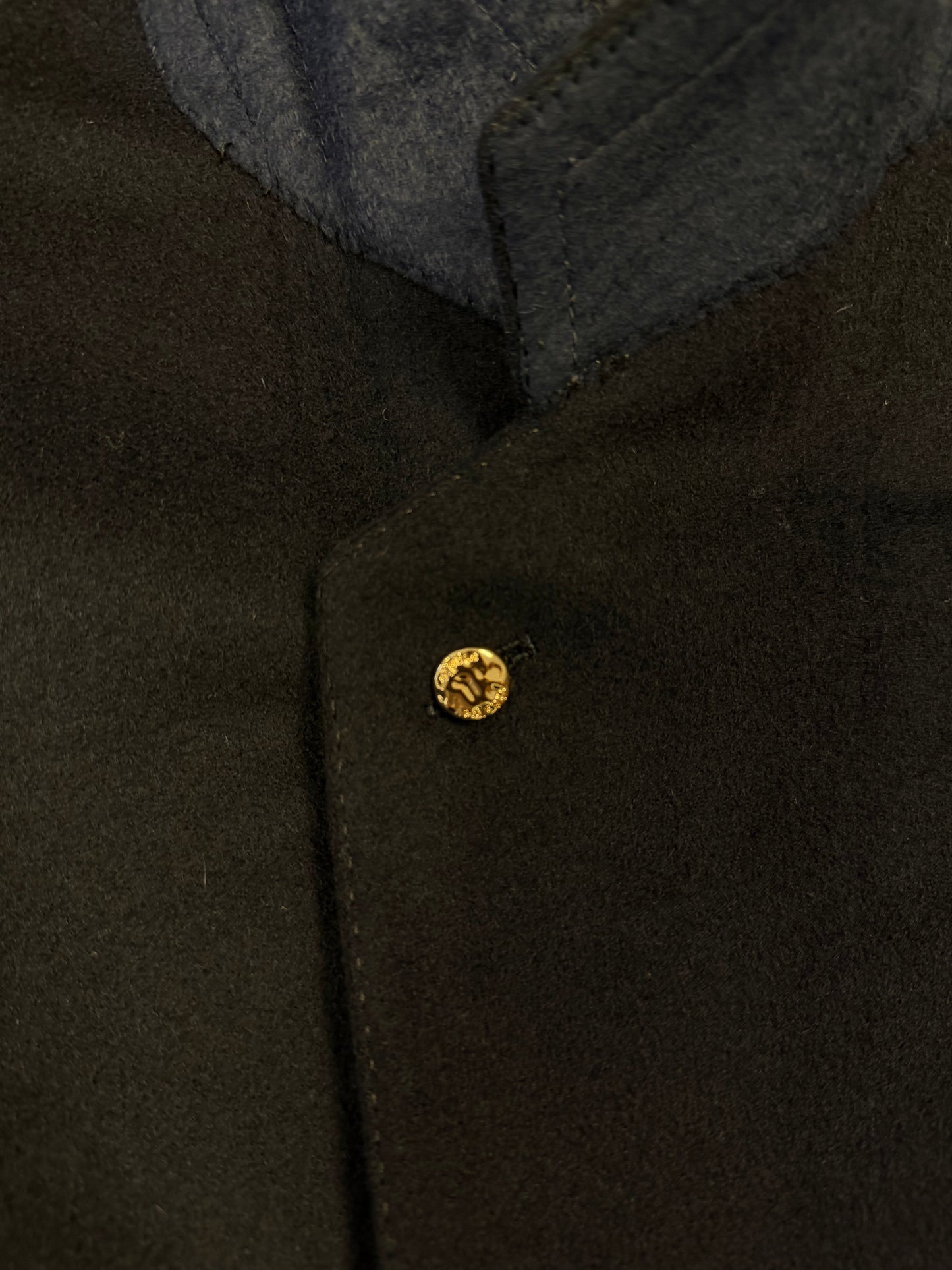 SAINT LAURENT GOLDEN BLAZER 003 vidalyestudio