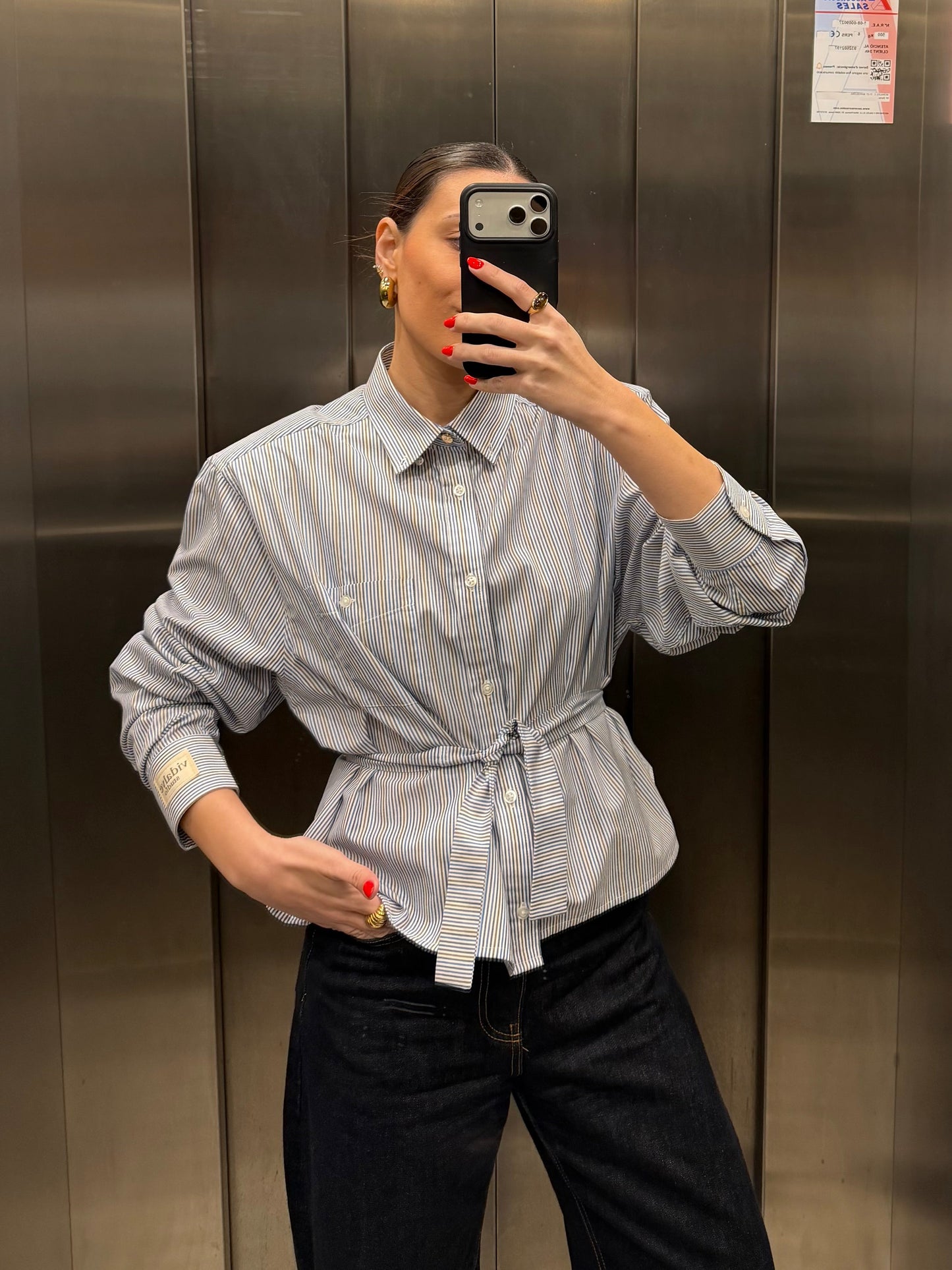 MULTIPOSITION SHIRT 01 vidalyestudio