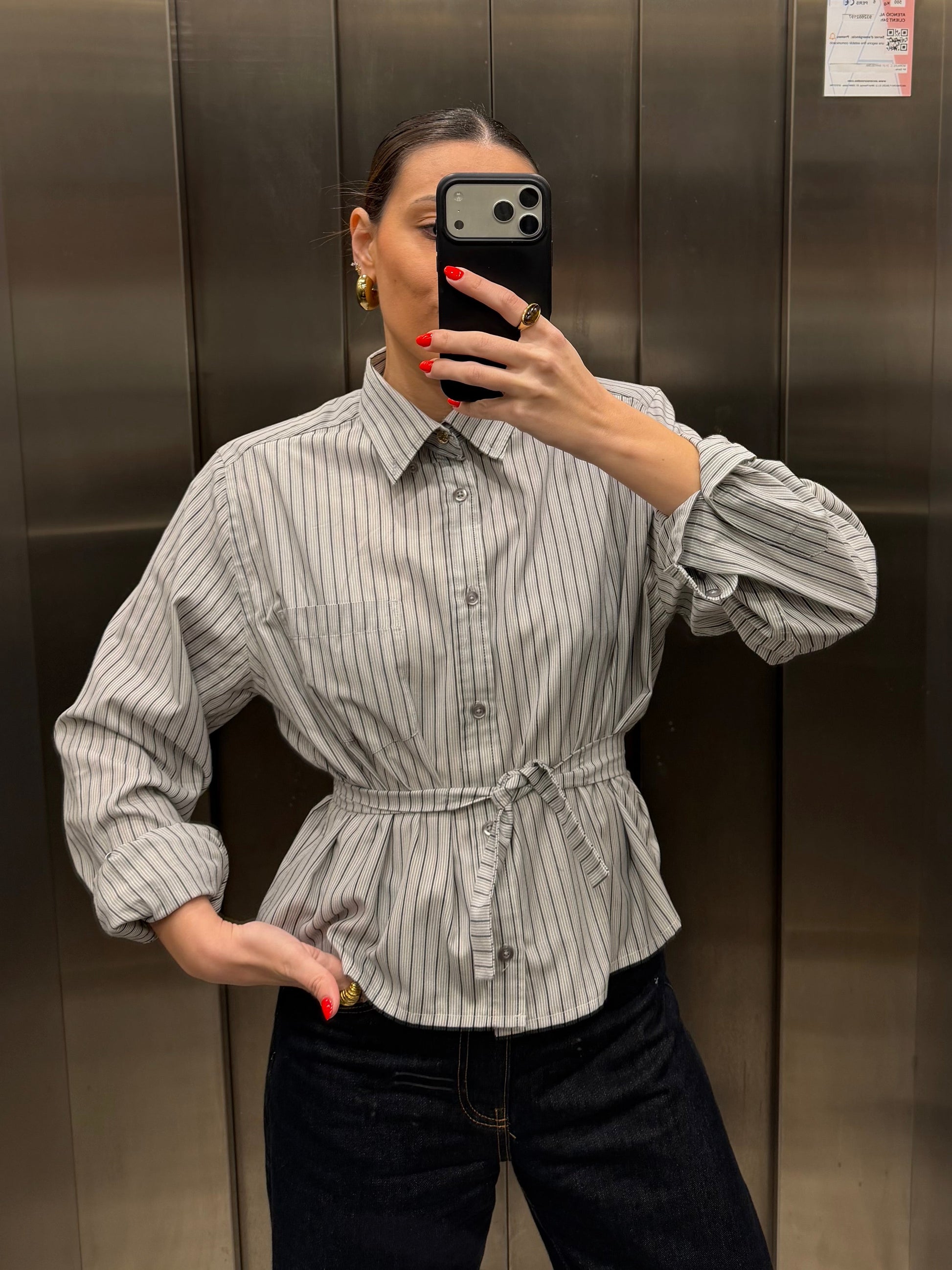 MUTIPOSITION SHIRT 02 vidalyestudio