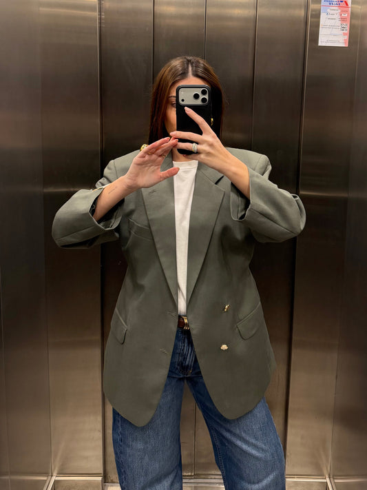 FITTED GOLDEN BLAZER 001 vidalyestudio