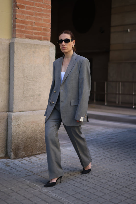GOLDEN SUIT vidalyestudio