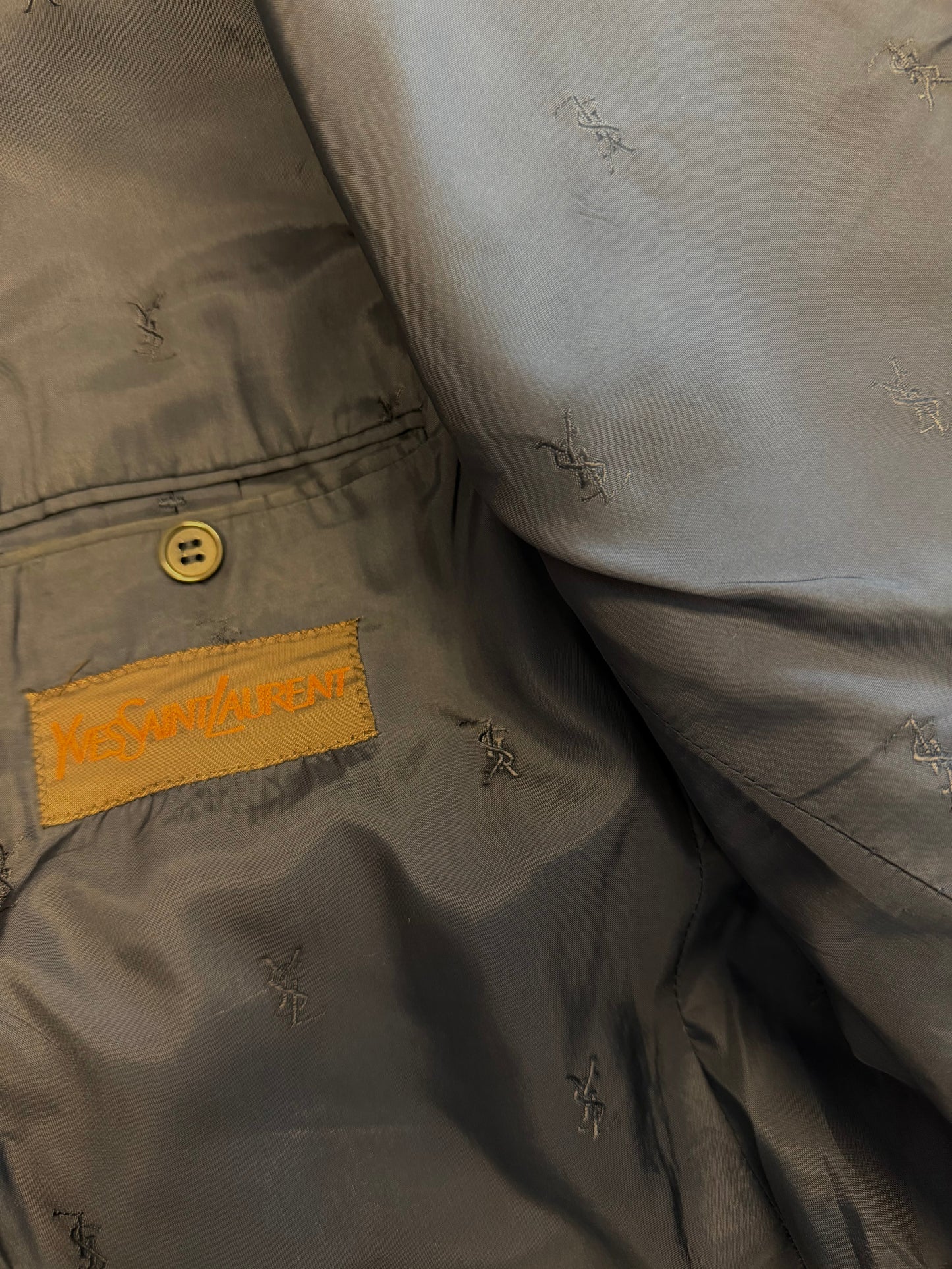 SAINT LAURENT GOLDEN BLAZER 003 vidalyestudio